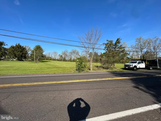 $375,000 | 8452 Easton Road, Ottsville, PA 18942