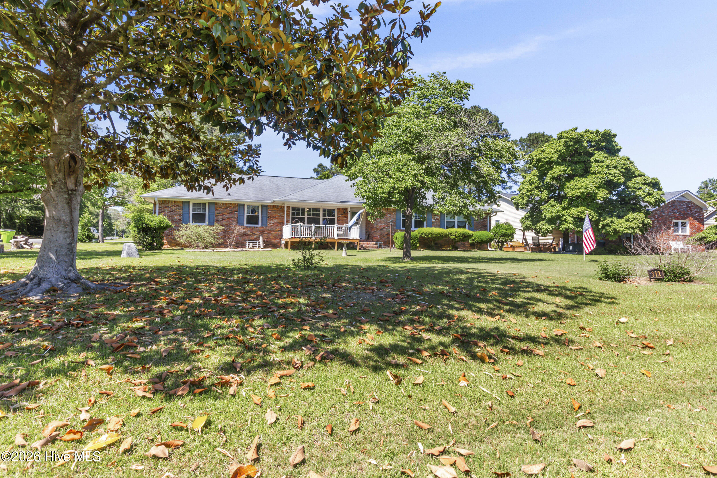 312 Rockledge Road New Bern, NC 28562 - Photo 4 of 44 28_img_5825