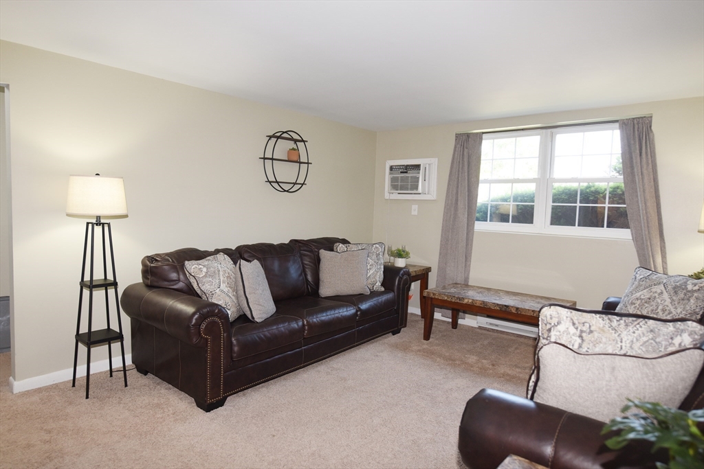 96 Richardson Road, Unit B7 Chelmsford, MA 01863 - Photo 13 of 42 Gallery Image 13