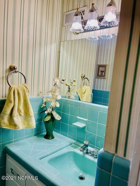 2100 Riley Road Kinston, NC 28504 - Photo 18 of 21 IMG_1629