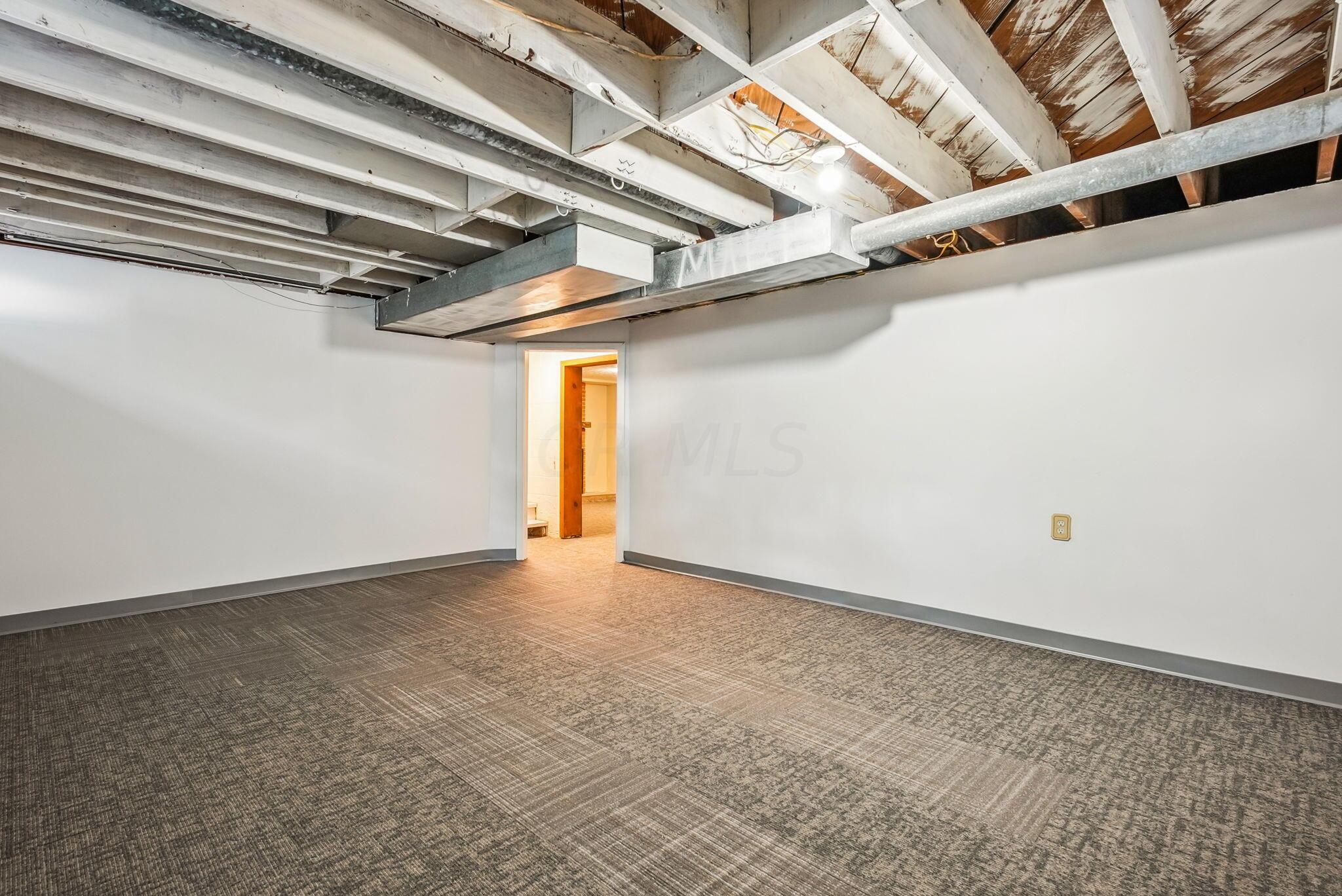 1611 Sale Road Columbus, OH 43224 - Photo 24 of 33 16-web-or-mls-1611-sale-rd