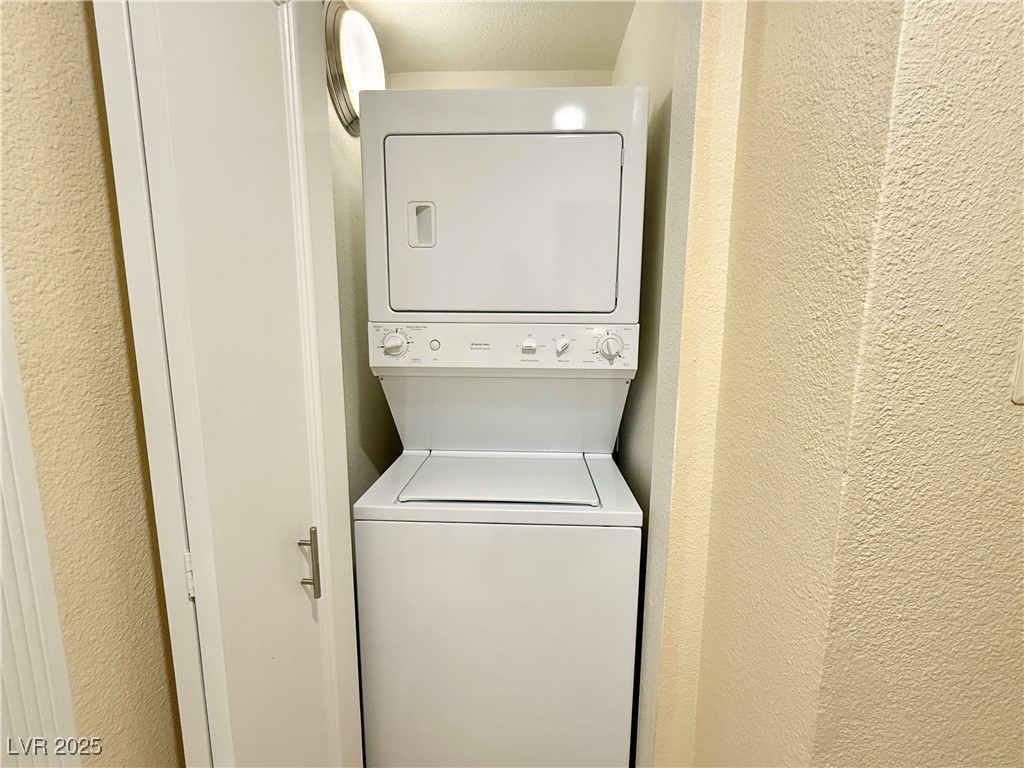 230 East Flamingo Road, Unit 230 Las Vegas, NV 89169 - Photo 8 of 26