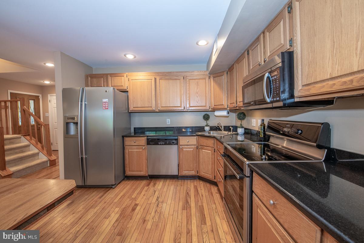 56 Main Street Chesterbrook, PA 19087 - Photo 9 of 28 Kitchen