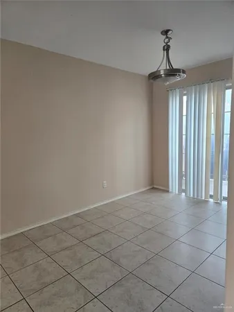 $825 | 1711 Tampa Street, Unit A, Edinburg, TX 78541