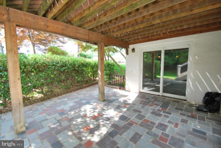 515 Gladhill Road Odenton, MD 21113 - Photo 7 of 22 Exterior (Rear)
