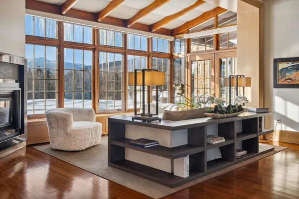 $20,000,000 | 2575 Weeks Hill Road, Stowe, VT 05672