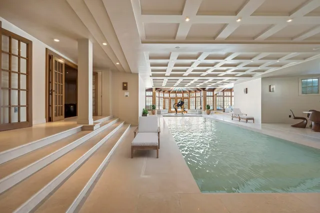 $20,000,000 | 2575 Weeks Hill Road, Stowe, VT 05672