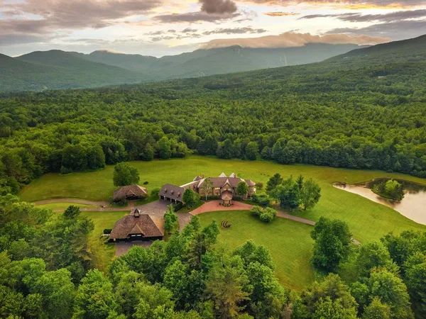 $20,000,000 | 2575 Weeks Hill Road, Stowe, VT 05672