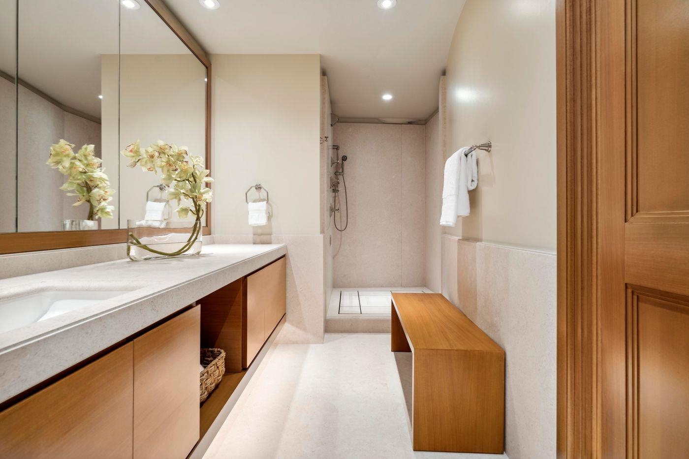 2575 Weeks Hill Road Stowe, VT 05672 - Photo 21 of 33