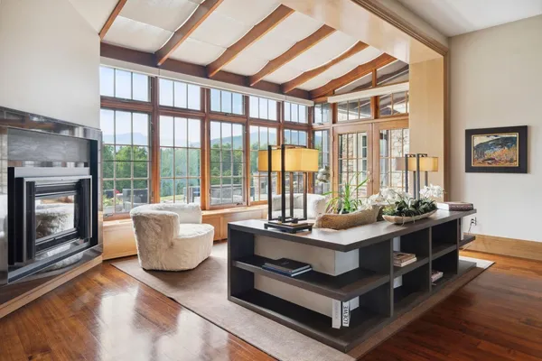 $20,000,000 | 2575 Weeks Hill Road, Stowe, VT 05672