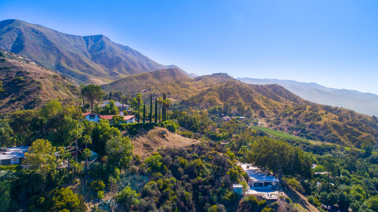 1477 Foothill Road Ojai, CA 93023 - Photo 3 of 41 TwoFishDigital_1477Foothill-59