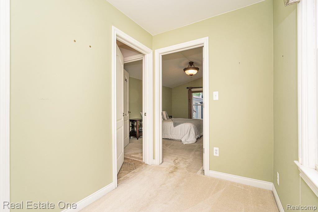 508 Quarter Street Rochester, MI 48307 - Photo 13 of 29