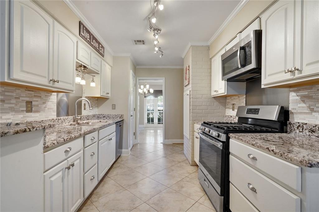 4828 Rye Street Metairie, LA 70006 - Photo 4 of 12 Gallery Image 4
