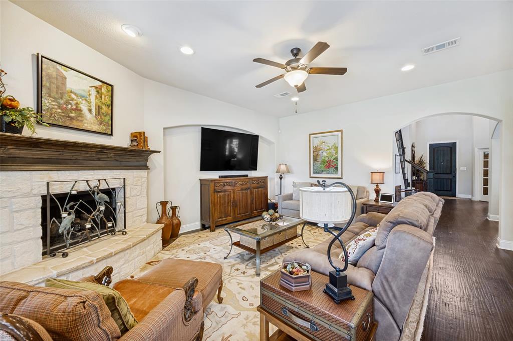 3036 Avondale The Colony, TX 75056 - Photo 13 of 40