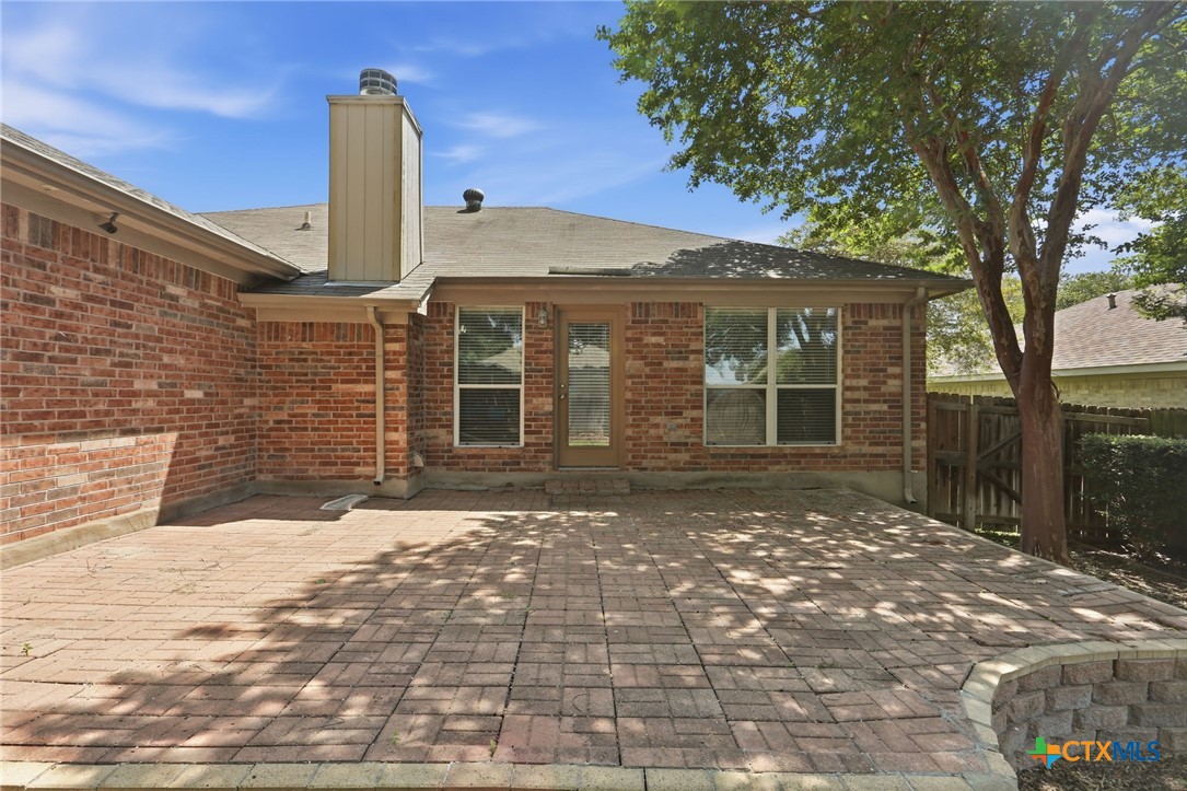 2208 Stonecrest Path New Braunfels, TX 78130 - Photo 22 of 23 Large back patio