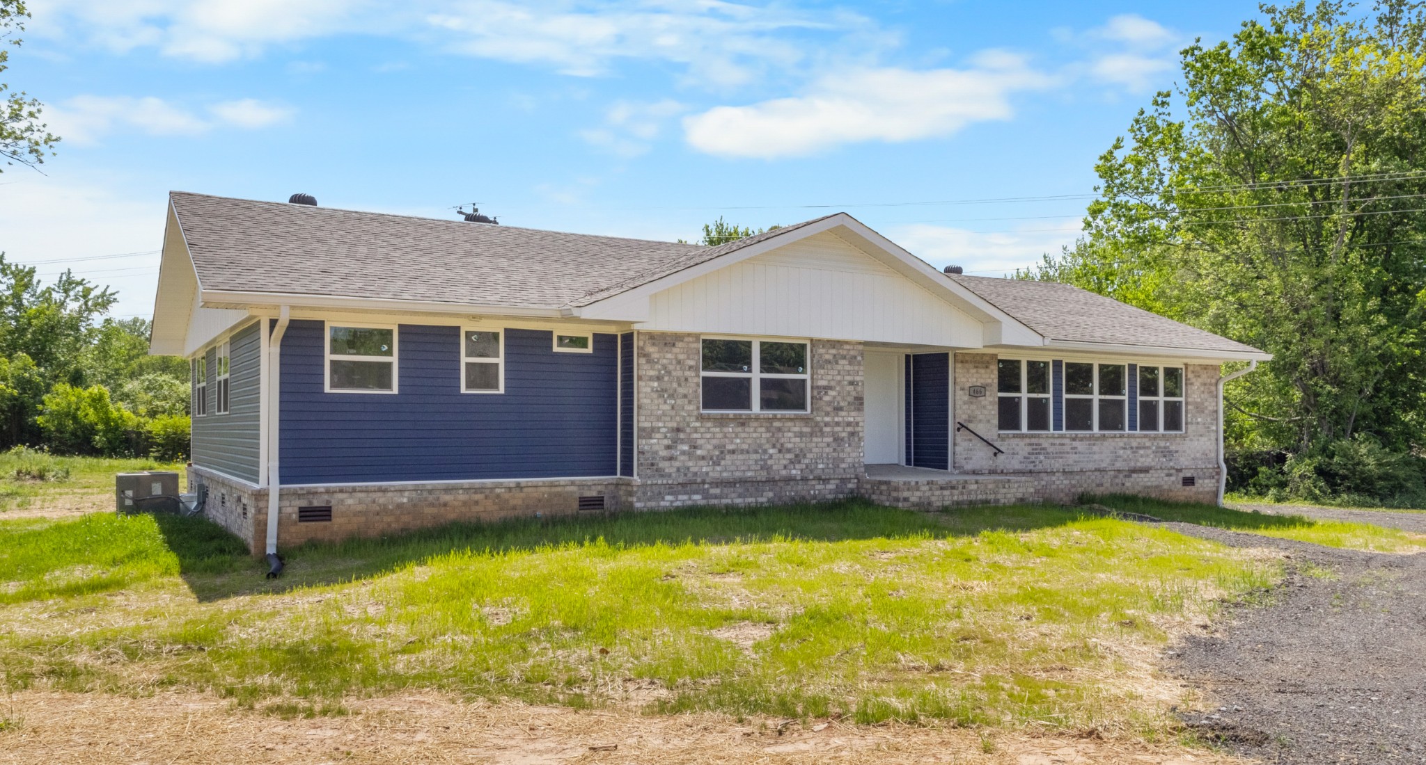 466 Lafayette Road Clarksville, TN 37042 - Photo 3 of 36 Gallery Image 3