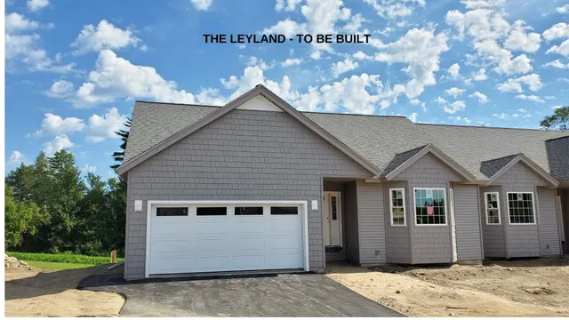 $630,400 | 63 A Sunset Ridge Road, Unit 63A, Epping, NH 03042