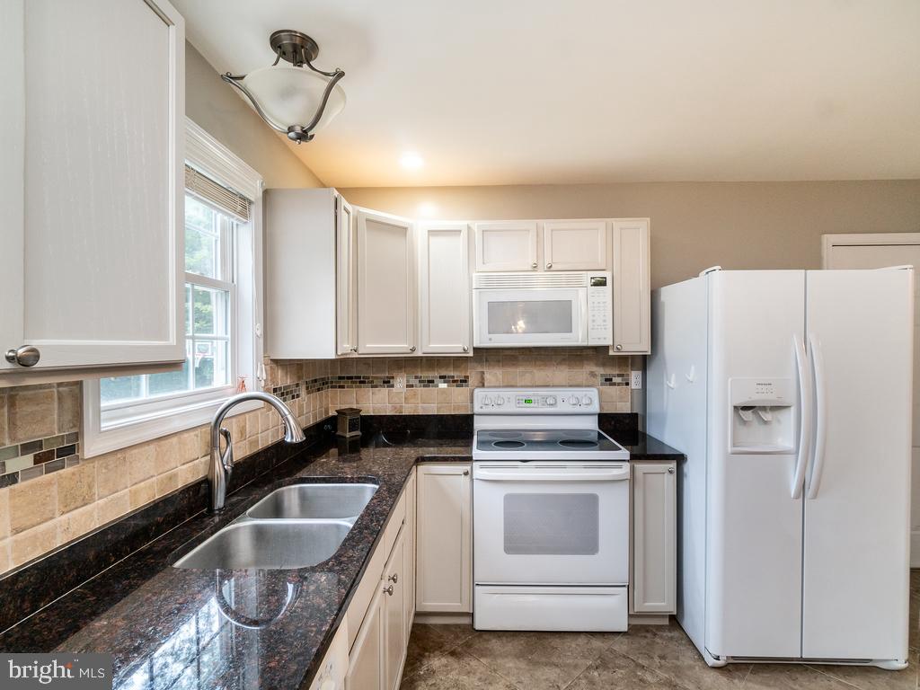 14383 Curtis Road Sumerduck, VA 22742 - Photo 8 of 45