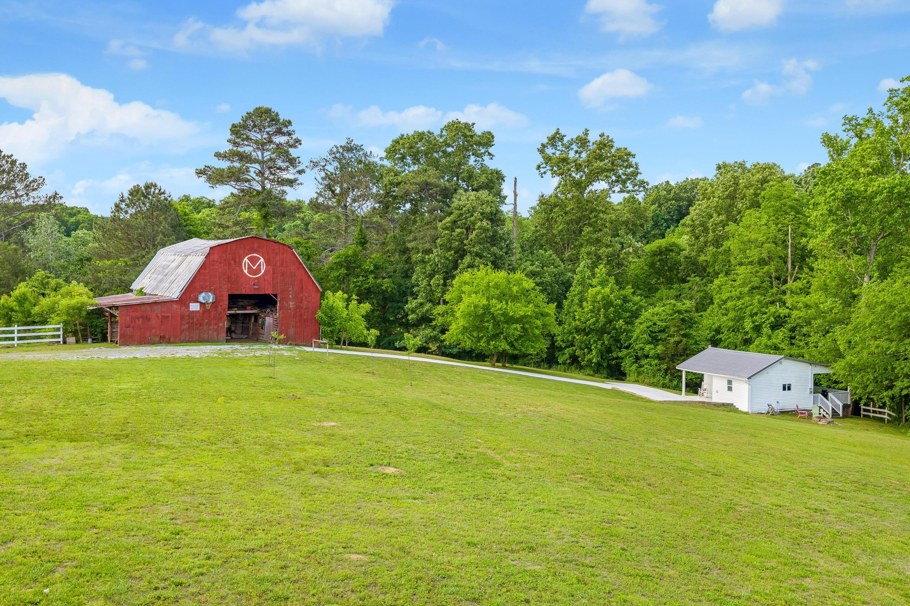 1334-1356 Johnson Road Southeast Cleveland, TN 37323 - Photo 40 of 45 Barn