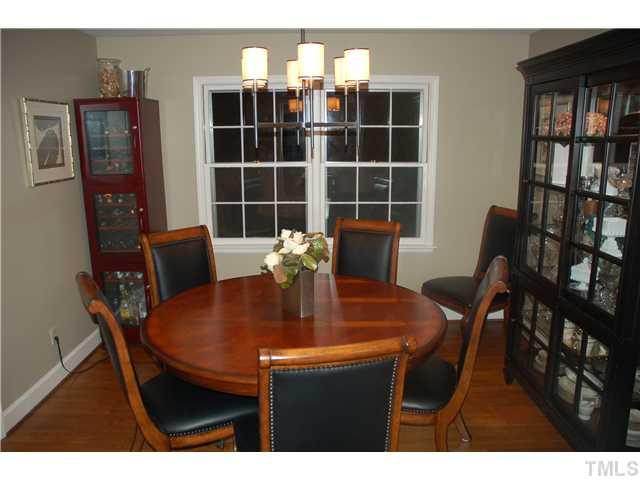 4409 Pitt Street Raleigh, NC 27609 - Photo 11 of 16 Dining Room