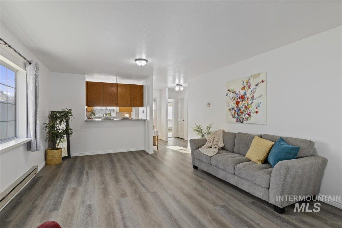 313 1/2 6th Street Filer, ID 83328 - Photo 6 of 18