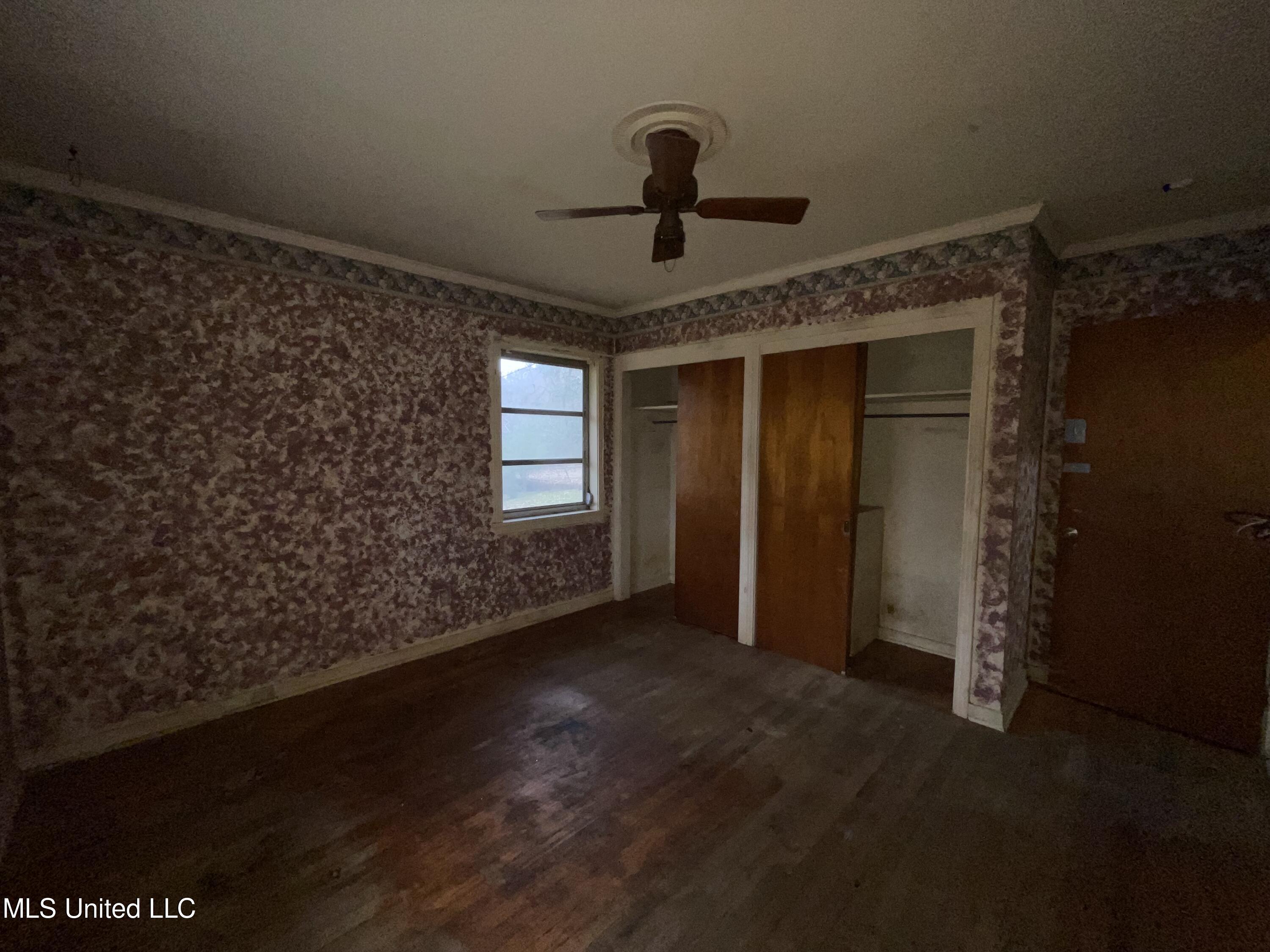 4402 Halls Ferry Road Vicksburg, MS 39180 - Photo 21 of 36 IMG_2390