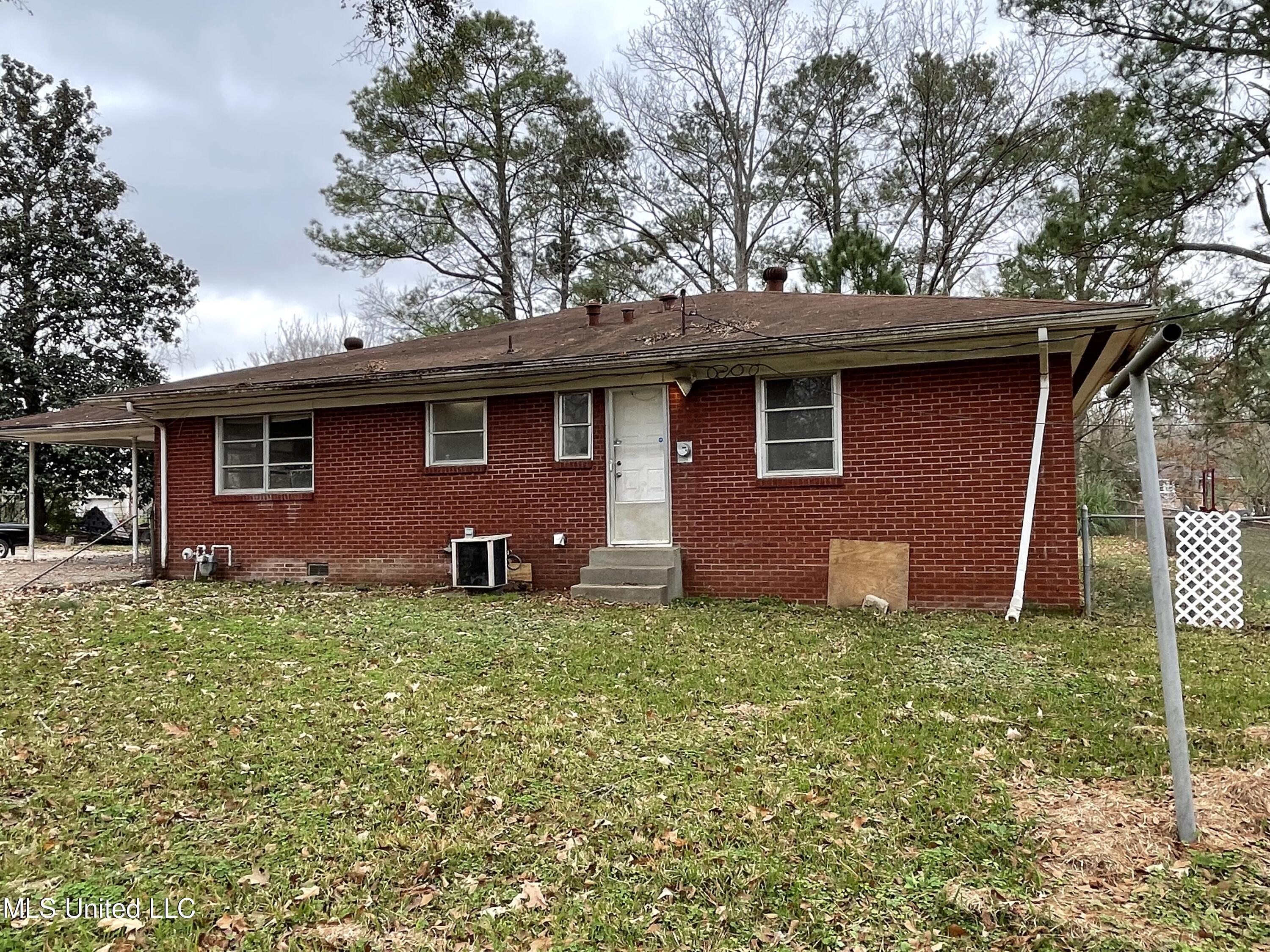 4402 Halls Ferry Road Vicksburg, MS 39180 - Photo 34 of 36 IMG_2363