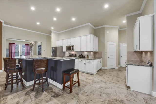 $470,000 | 9519 Carson Lane, Rosharon, TX 77583