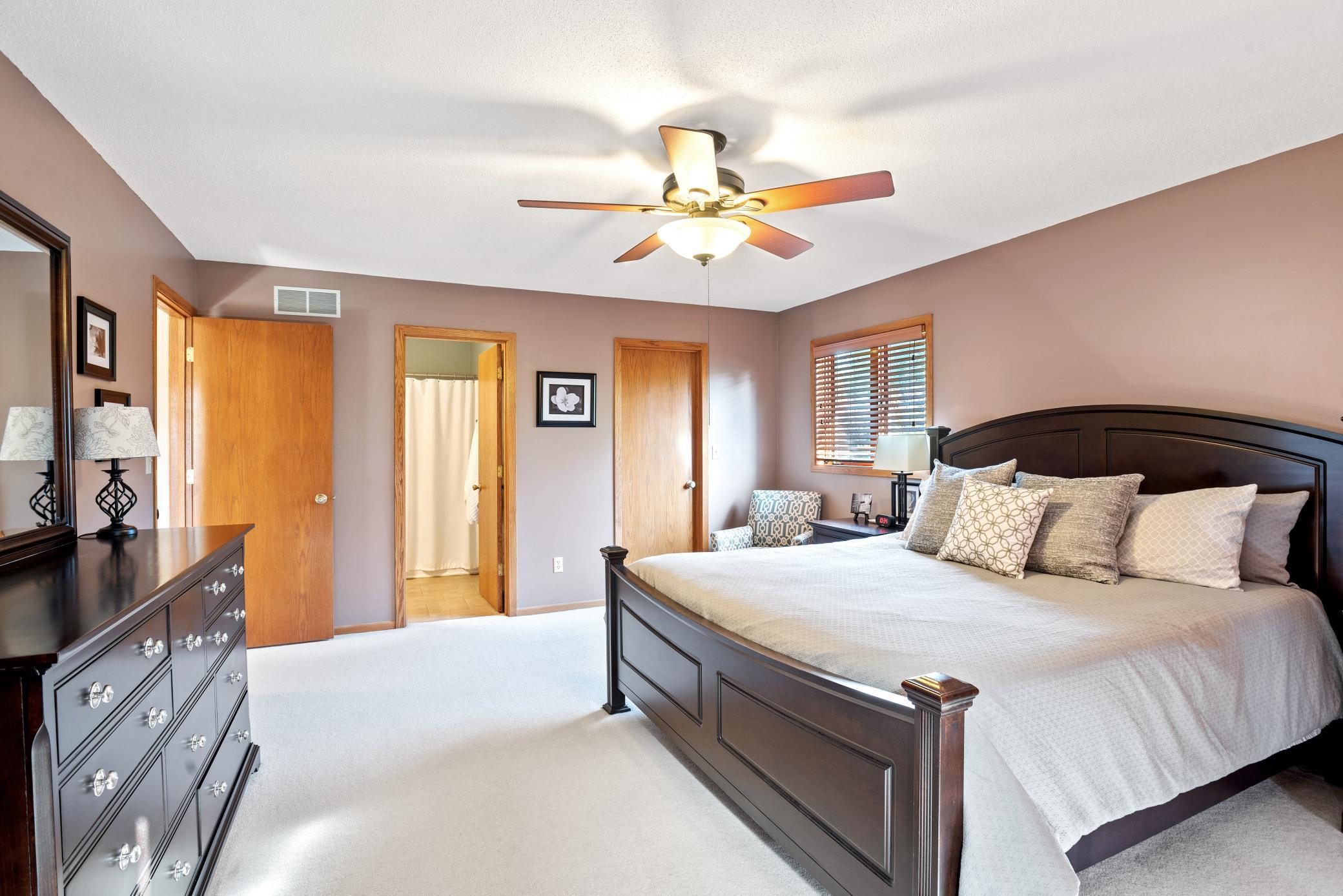 3867 Huntington Lane Northwest Rochester, MN 55901 - Photo 16 of 26
