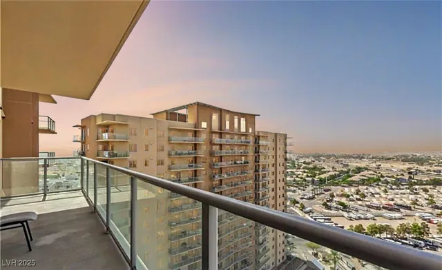 $420,000 | 8255 South Las Vegas Boulevard, Unit 1908, Las Vegas, NV 89123