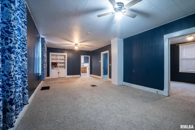 $74,900 | 215 South Pruyn Street, Salem, IL 62881