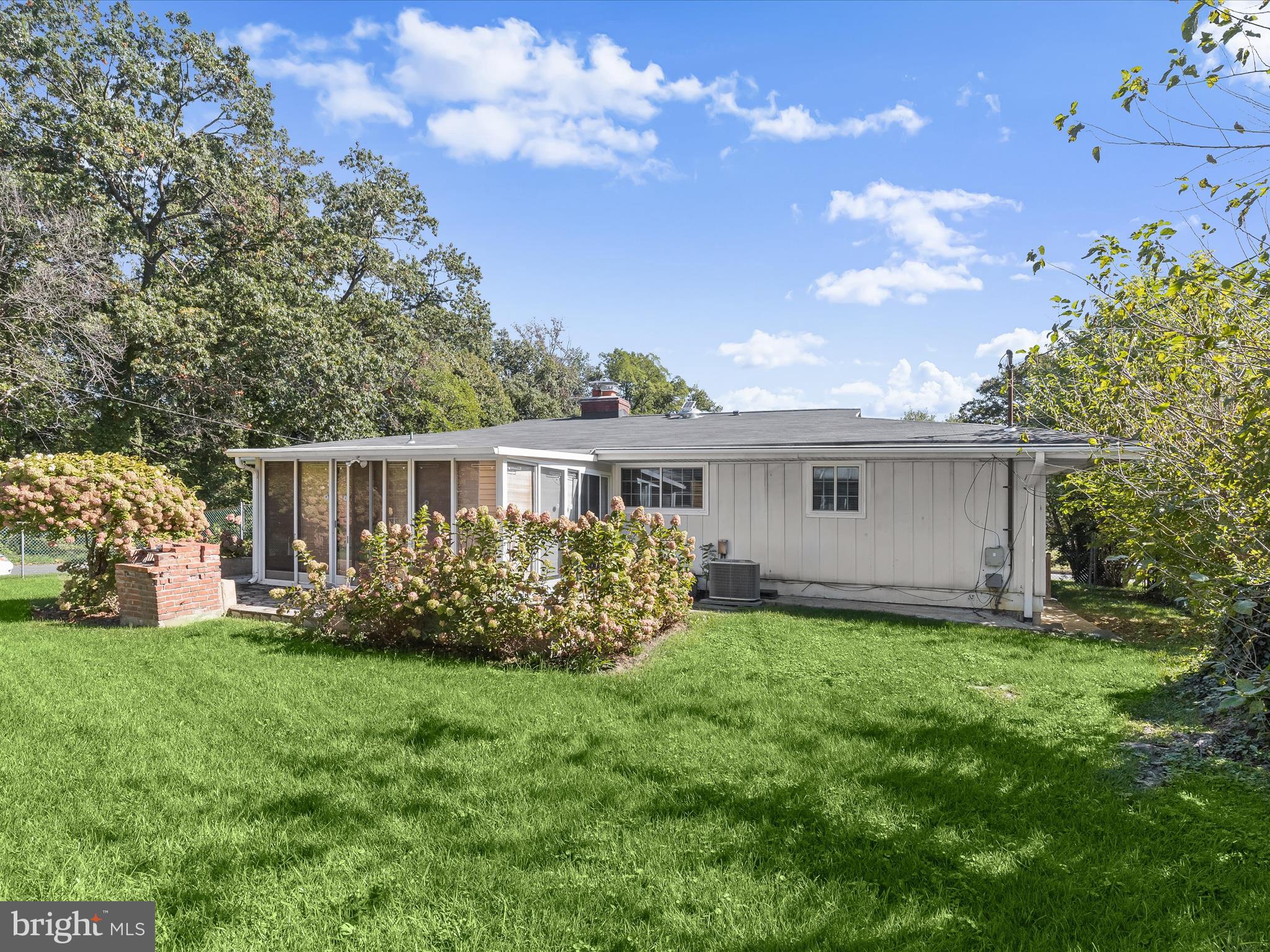 201 Suter Road Catonsville, MD 21228 - Photo 36 of 48 Spacious corner lot