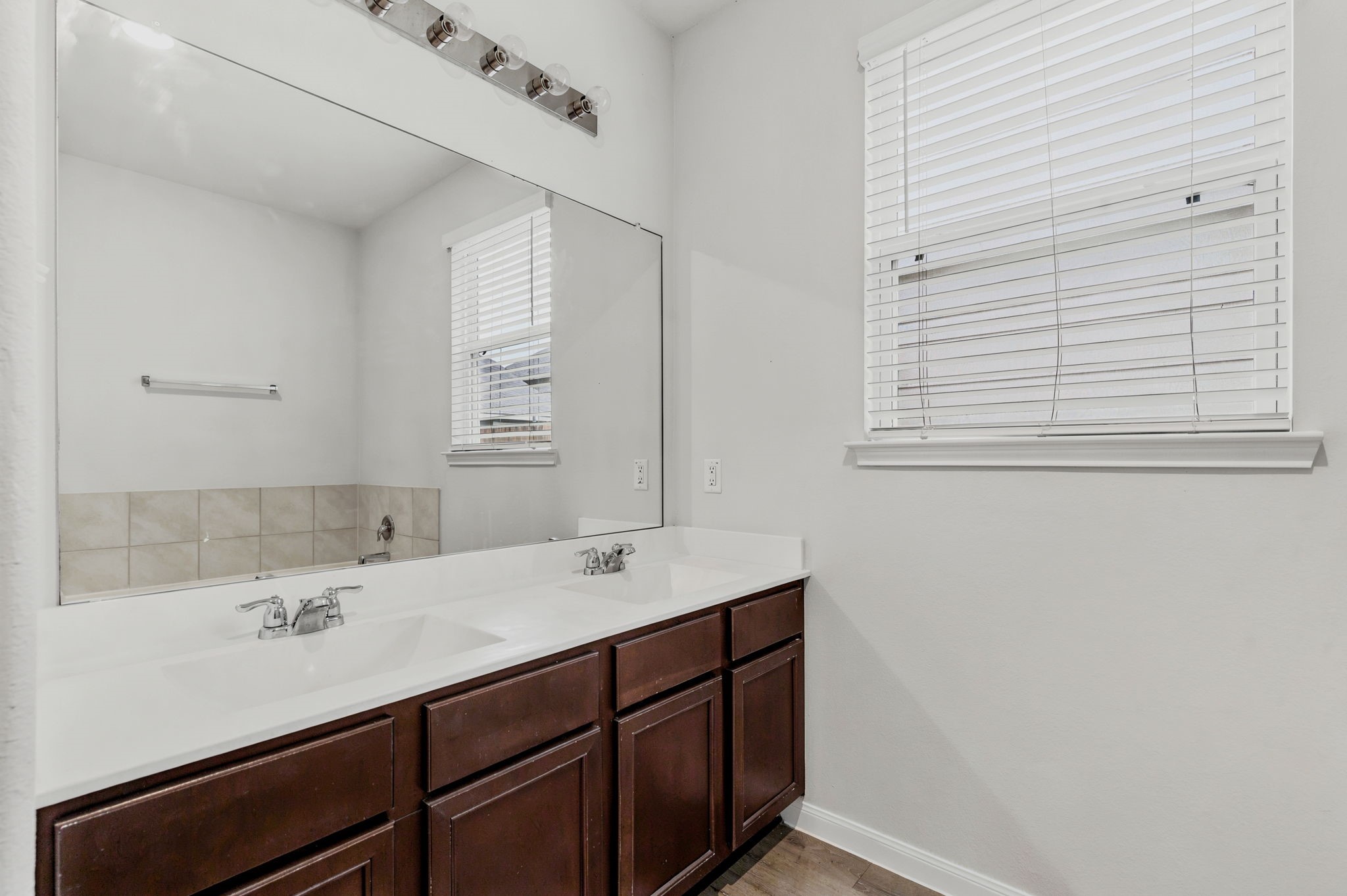23658 Buttress Root Drive Spring, TX 77373 - Photo 16 of 32 Master Bathroom