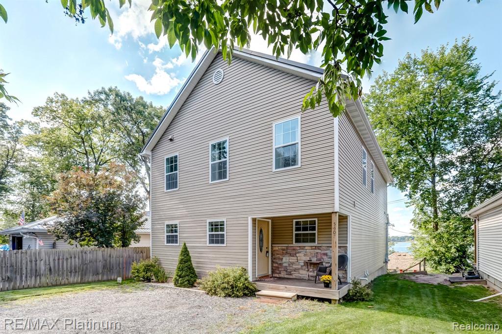 5307 Dickson Street Howell, MI 48843 - Photo 4 of 37