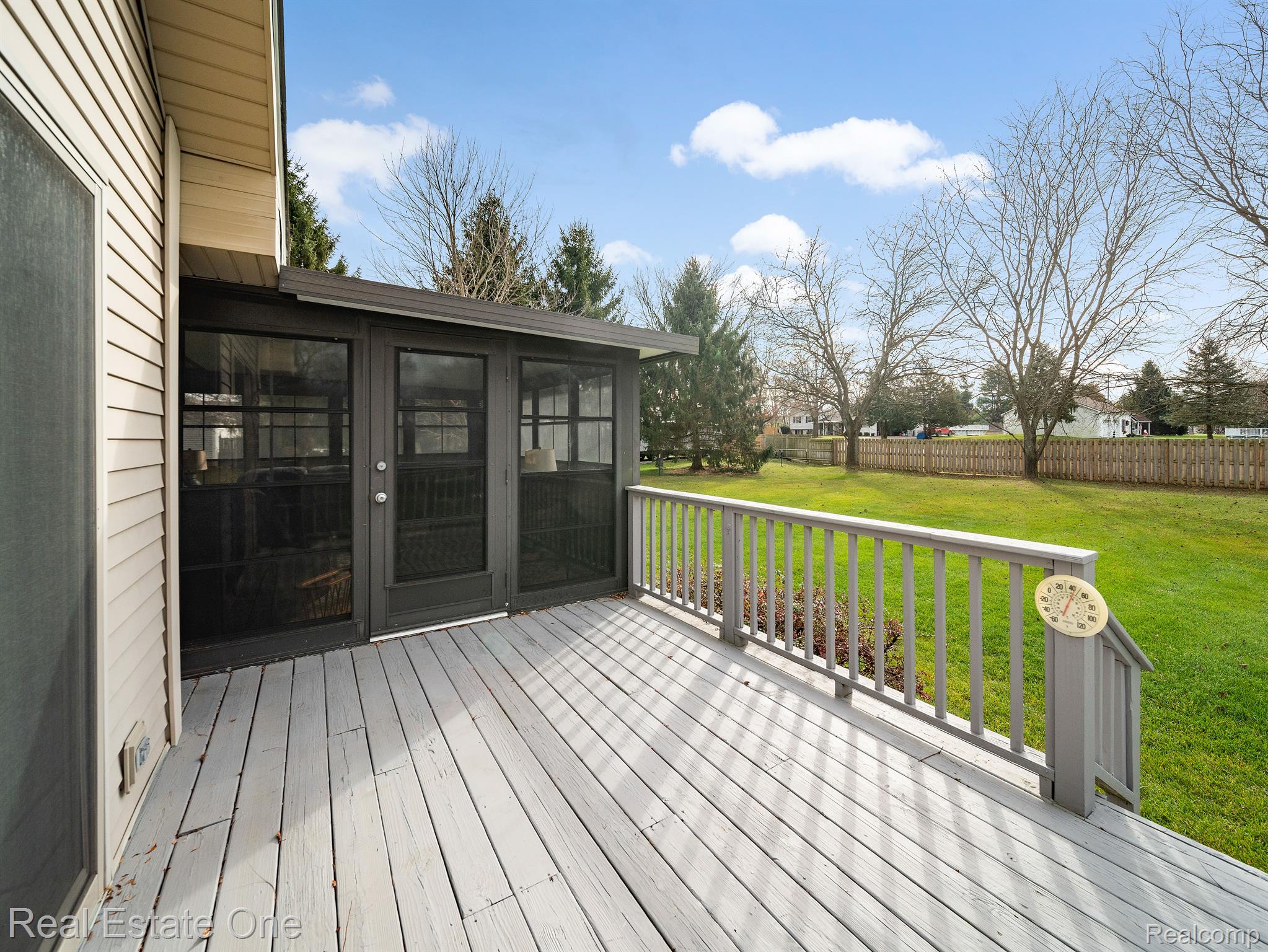 6862 Kestrel Ridge Road Brighton, MI 48116 - Photo 25 of 31 3 Seasons Room Access
