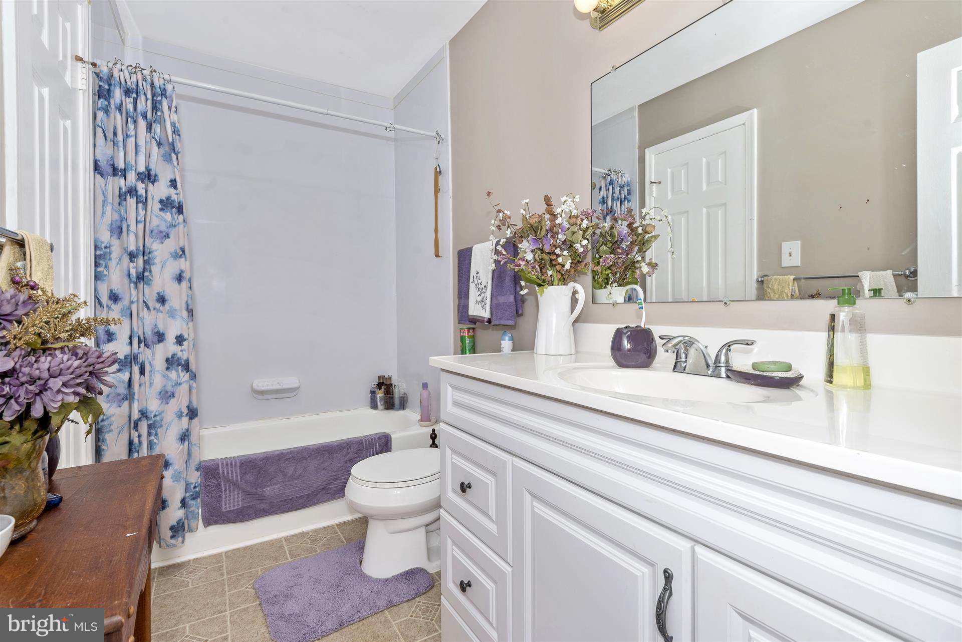1401 Key Parkway, Unit 103 Frederick, MD 21702 - Photo 10 of 15 Bath (Master)