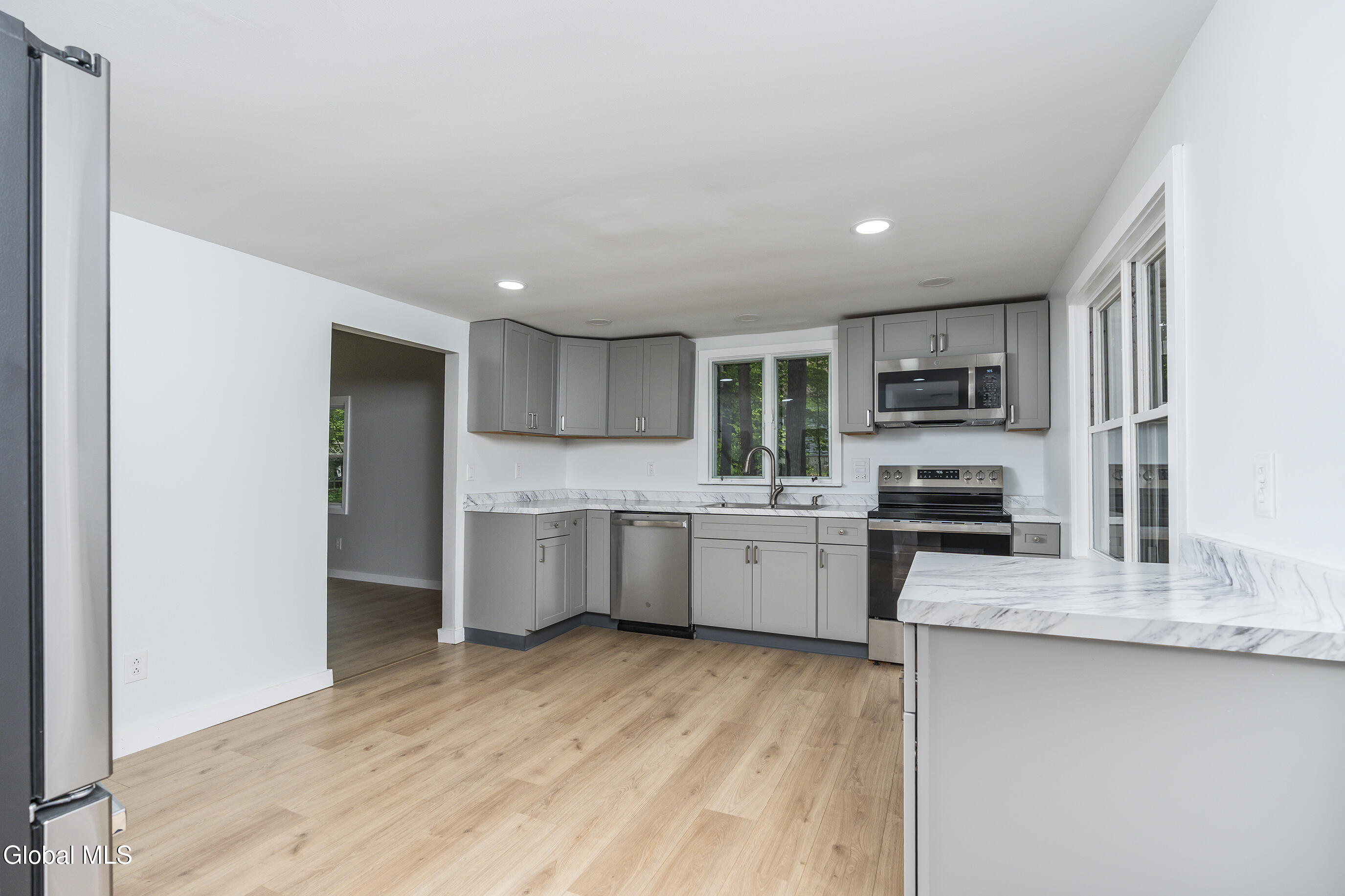 292 Bloody Pond Road Lake George, NY 12845 - Photo 12 of 29 Kitchen d