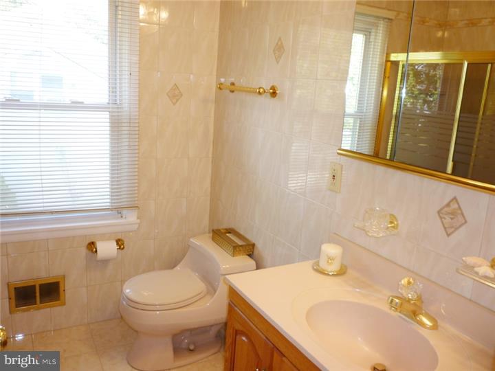 2609 Yellowstone Road Cinnaminson, NJ 08077 - Photo 12 of 17 Gallery Image 12
