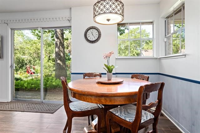 1535 Infinity Lane Beaumont, TX 77706 - Photo 10 of 35 a dining room with furniture and window