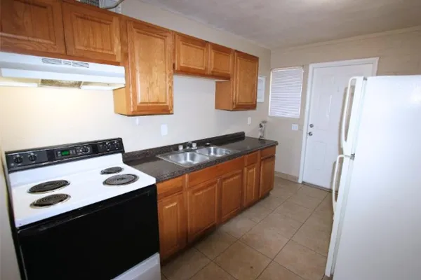 $1,159 | 320 South Allen, Mesa, AZ 85204