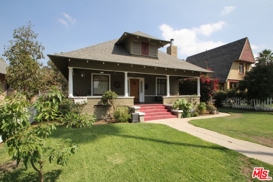 3941 5th Street Riverside, CA 92501 - Photo 2 of 40