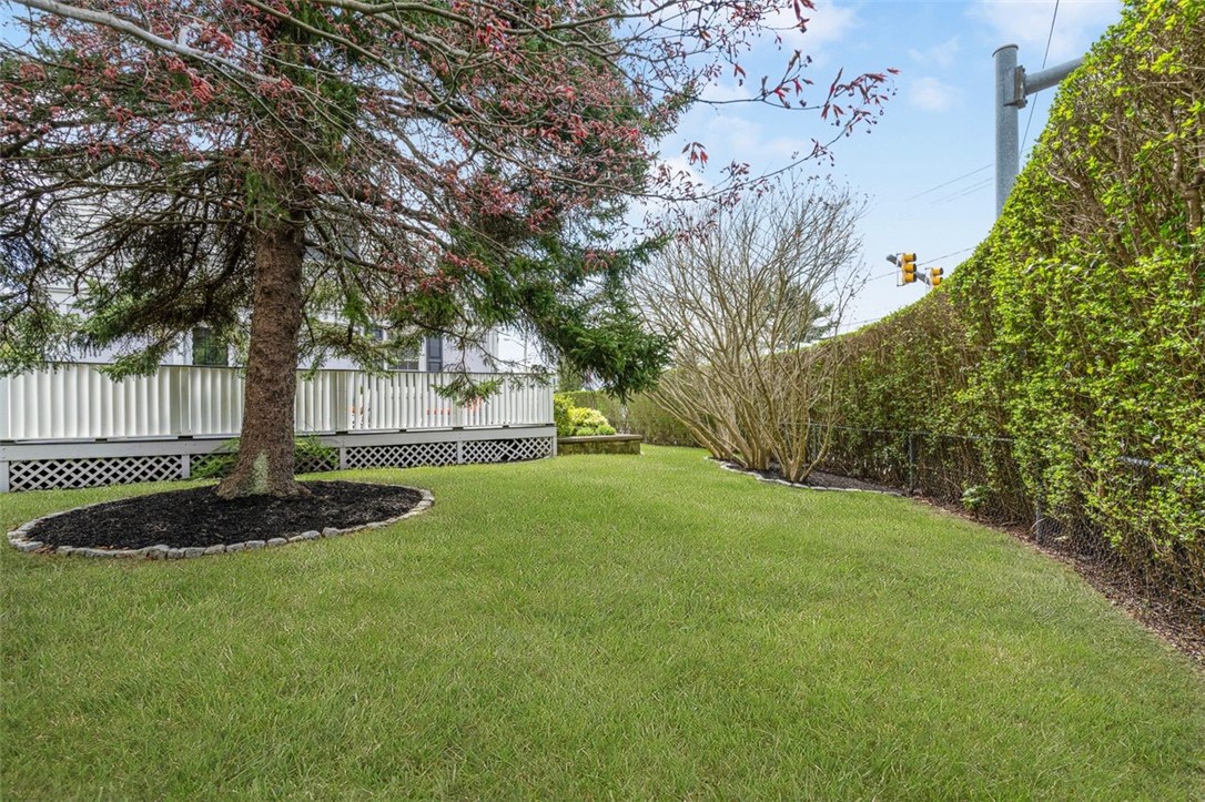 63 Admiral Kalbfus Road Newport, RI 02840 - Photo 40 of 41