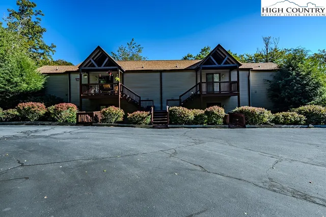 $239,000 | 1664 Grouse Moor Drive, Unit 8, Sugar Mountain, NC 28604