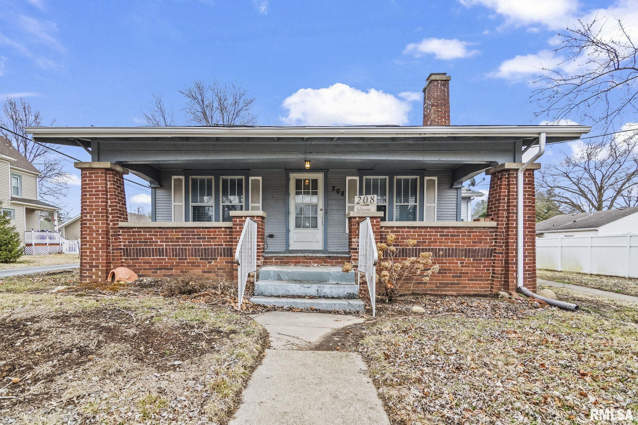 208 South Main Street Athens, IL 62613 - Photo 1 of 37 Gallery Image 1