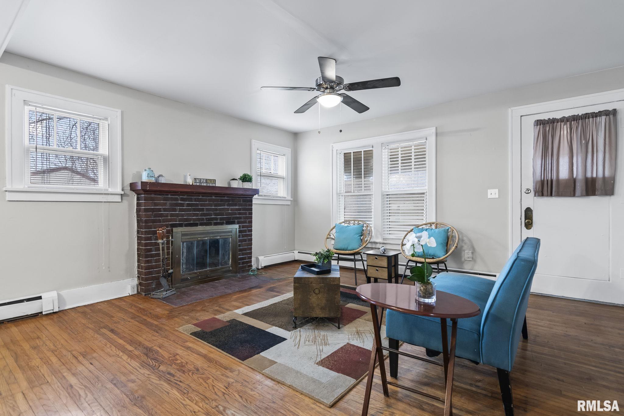 208 South Main Street Athens, IL 62613 - Photo 5 of 37 Gallery Image 5