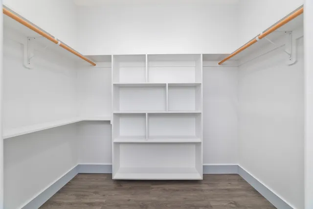 $1,300,000 | 698 Kukuau Street, Hilo, HI 96720