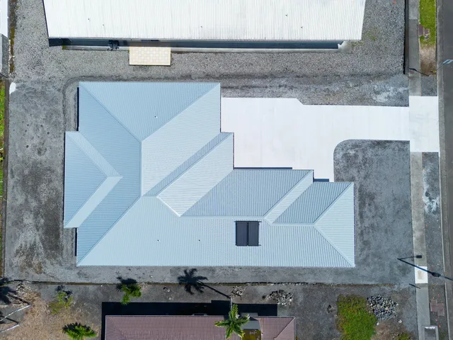 $1,300,000 | 698 Kukuau Street, Hilo, HI 96720