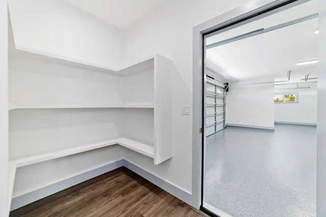 $1,300,000 | 698 Kukuau Street, Hilo, HI 96720