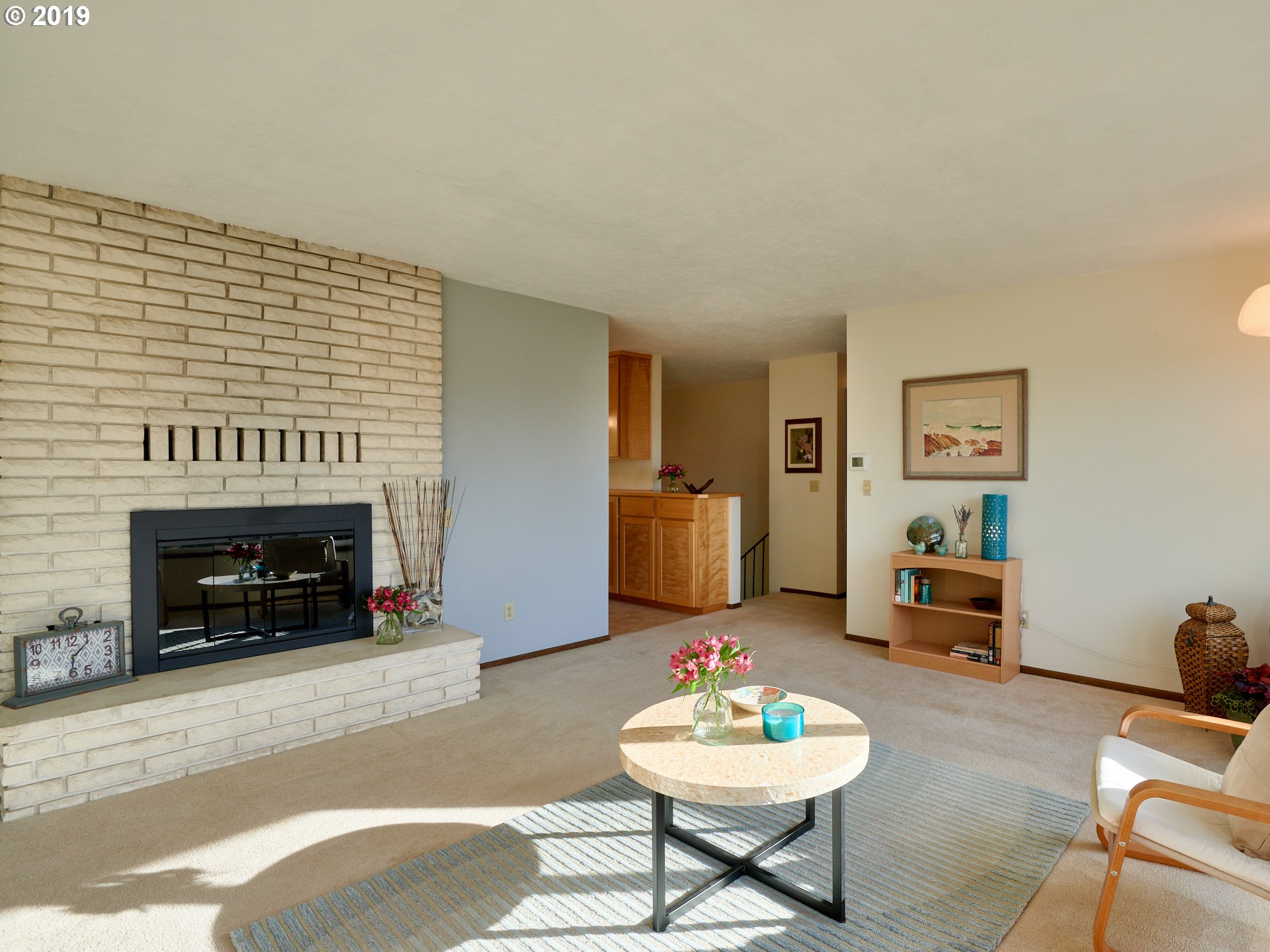22495 Northeast Mountain Top Road Newberg, OR 97132 - Photo 6 of 30 Living Room