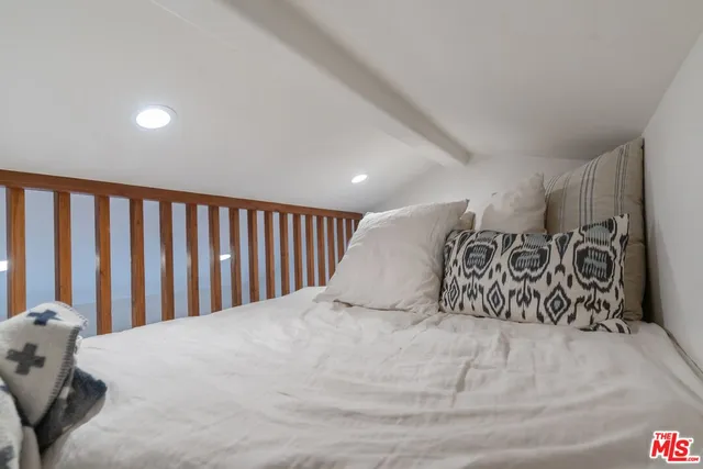 $1,450,000 | 45 Paradise Cove Road, Malibu, CA 90265